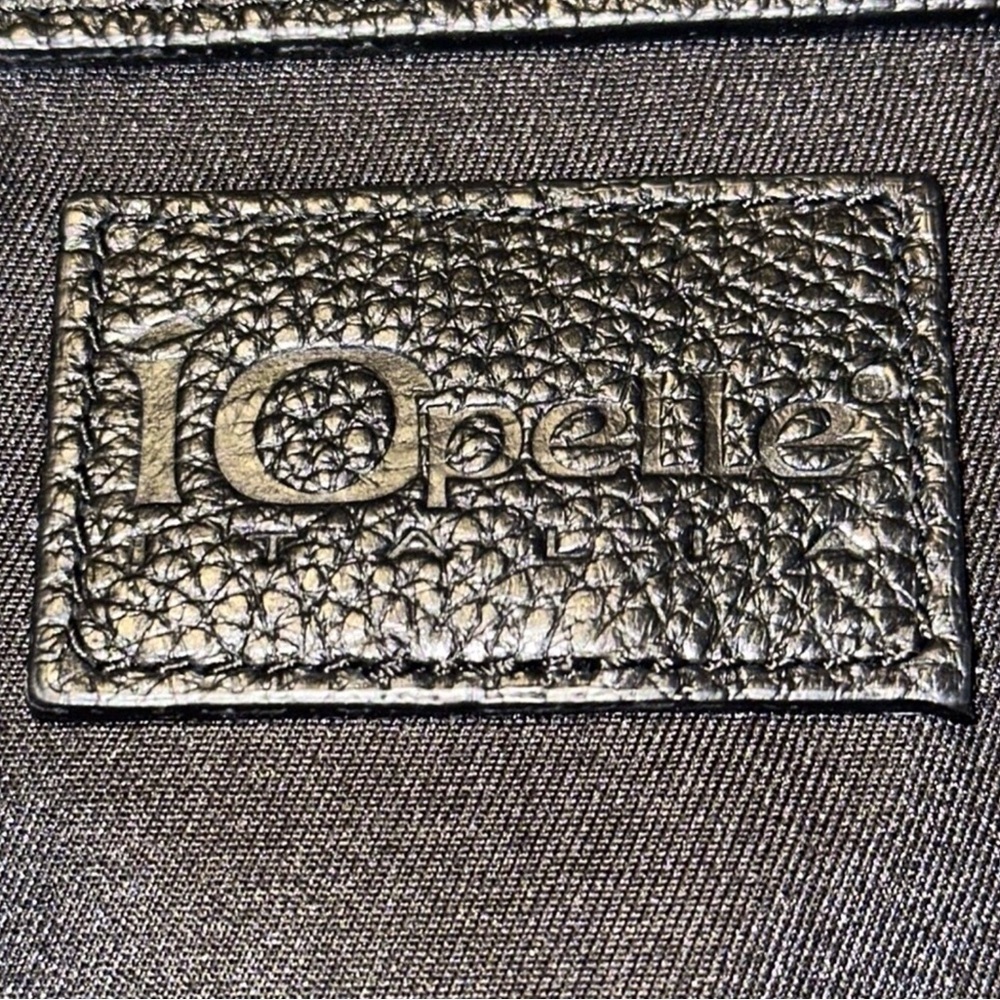 IOpelle Italia BLK Leather Multi Skull Crossbody With Detachable Strap & Dust Bg - Picture 16 of 17